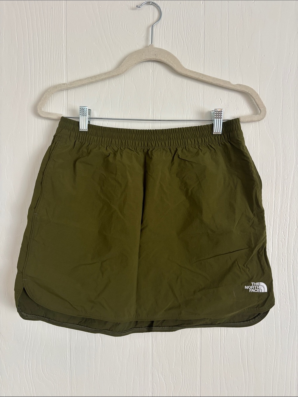 Outdoor skirt
